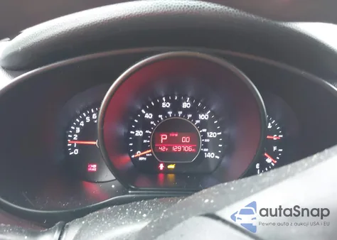 2014 Kia Soul z USA, uszkodzony, nr VIN KNDJN2A2XE7743877